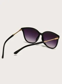 Vintage Cat Eye Style Sunglasses 