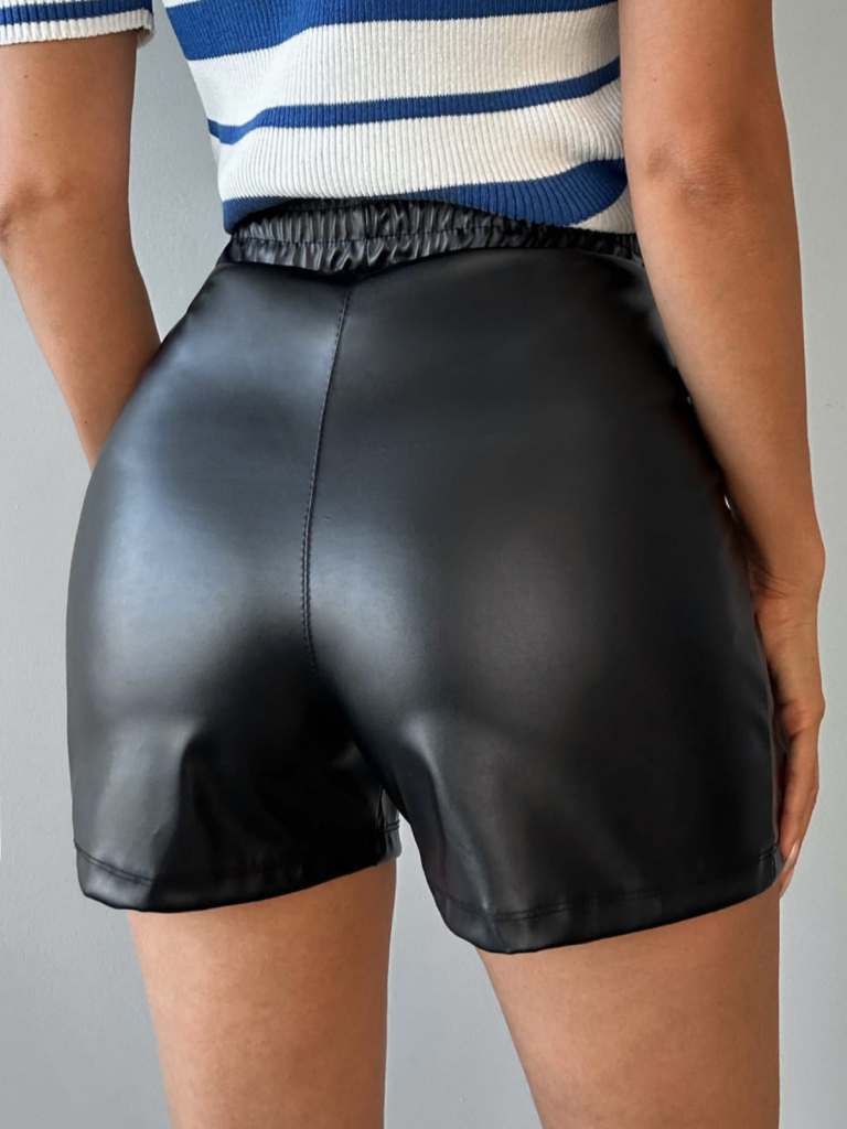 Leather Shorts With Pocket And Elastic Waist