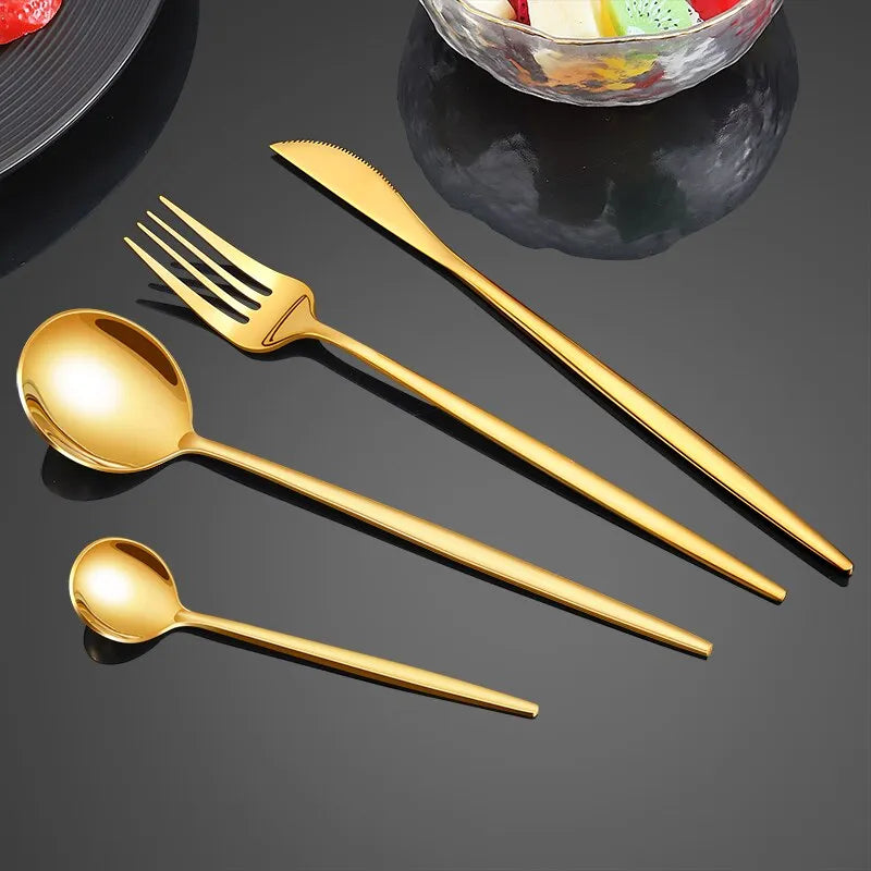 24 Piece Gold Dinnerware Set 