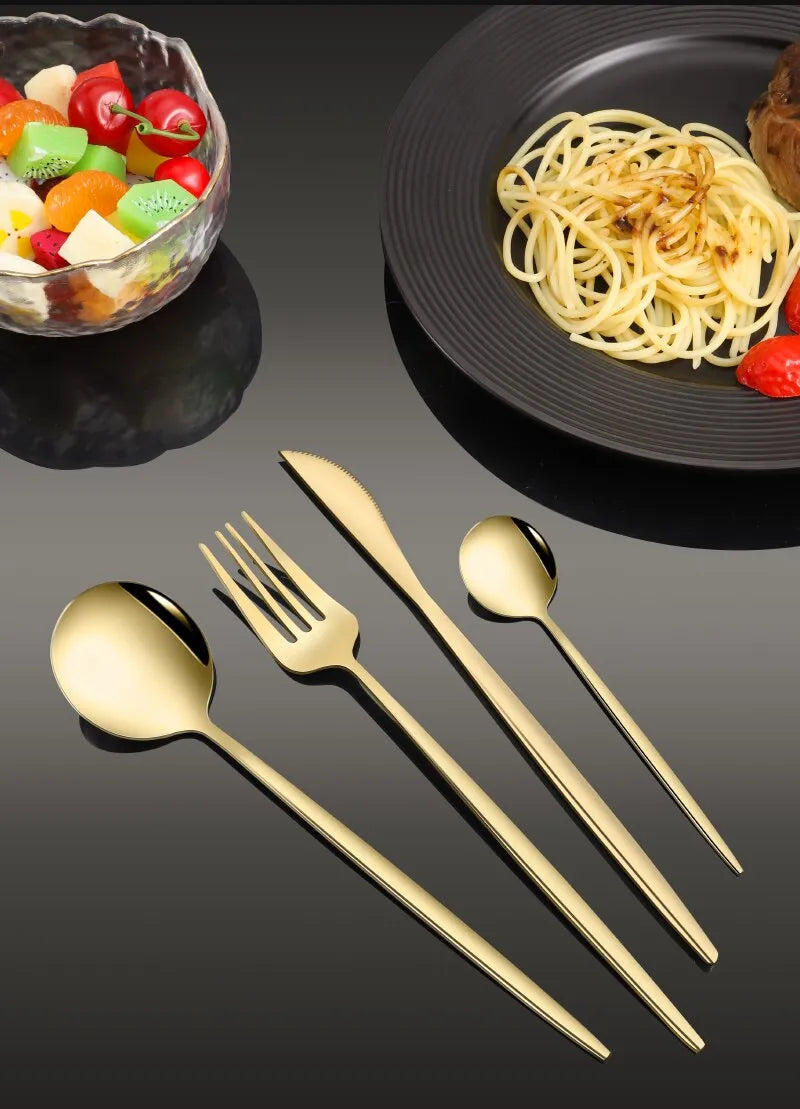 24 Piece Gold Dinnerware Set 